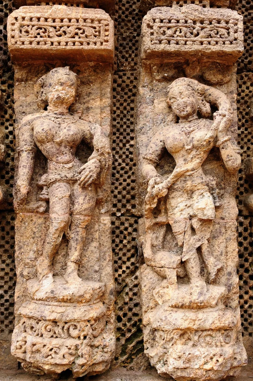 Figural sculptures carved into the temple’s pilasters