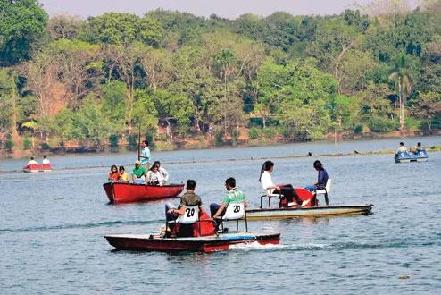 Boating on Kanjia Lake